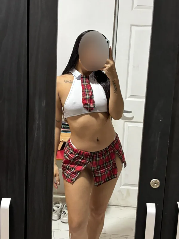 EXÓTICA Y ACTITUD SEDUCTORA 613137779