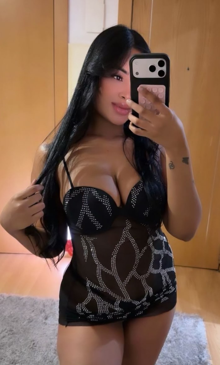 CHICA COLOMBIANA TODA ENERGIA, EXPLOSIVA Y MORBOSA