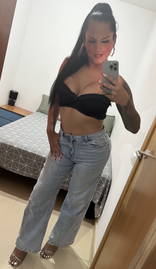 OLENKA CHICA TRANS BOMBOM EN TU CIUDAD..