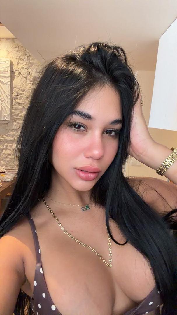 Modelo venezolana NINFOMANA la más guapa