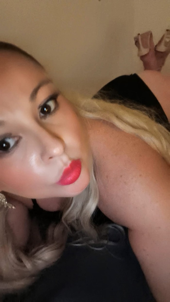 AMA CON CARA DE ANGEL