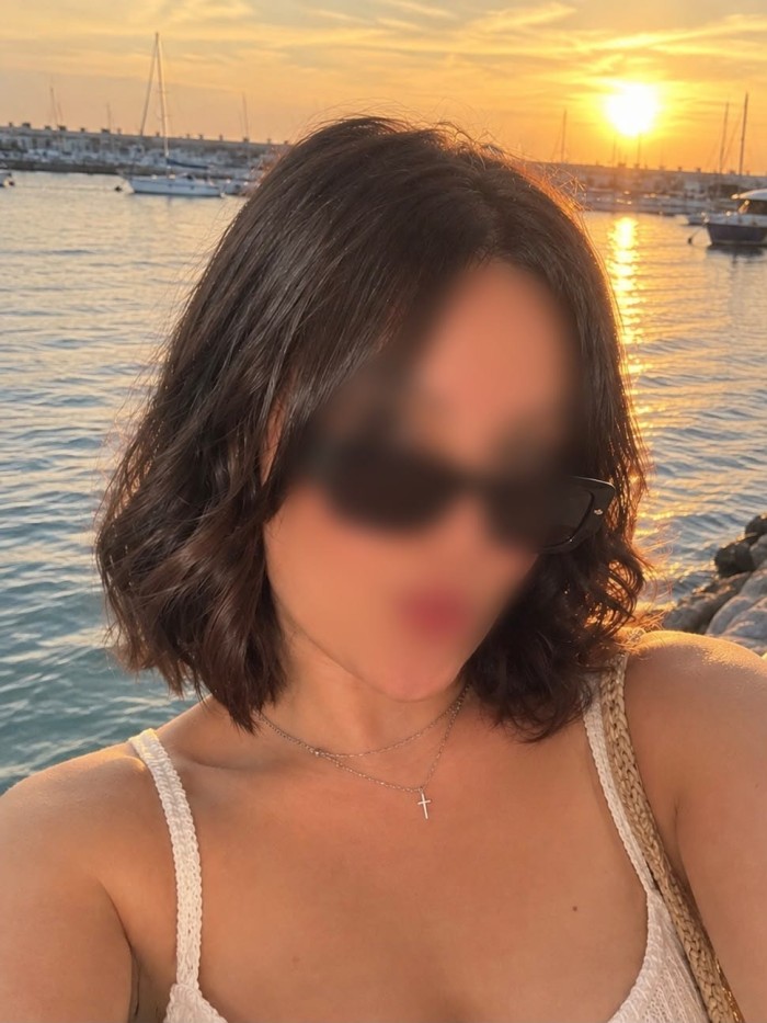 ESPAÑOLA JOVENCITA HERMOSA DISPUESTA APASIONADA