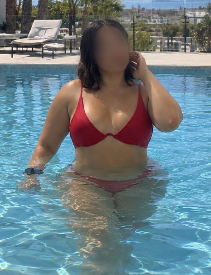 ESPAÑOLA JOVENCITA HERMOSA DISPUESTA APASIONADA