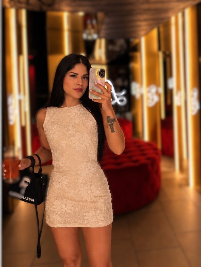 CAROLINA TRAVIESA Y JUGUETONA NUEVA EN IBIZA