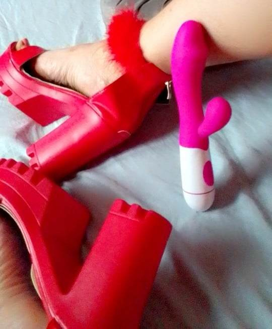 VIDEOLLAMADAS, SEXTING, AMA, NOVIA VIRTUAL, ROLES.