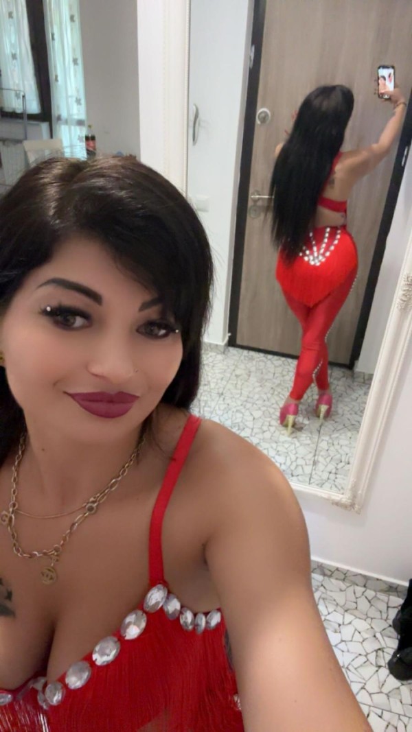 Muy atractiva