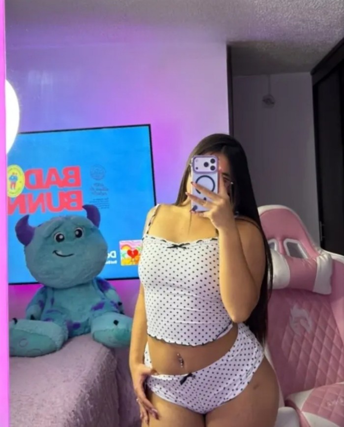 FIESTERA CALIENTE COÑITO MOJADO CON GANAS DE FOLLAR