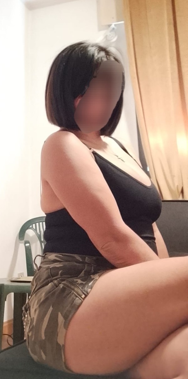 ARDIENTE CHICA RECIÉN LLEGADA A VALLADOLID MUY COMPLACIENTE.