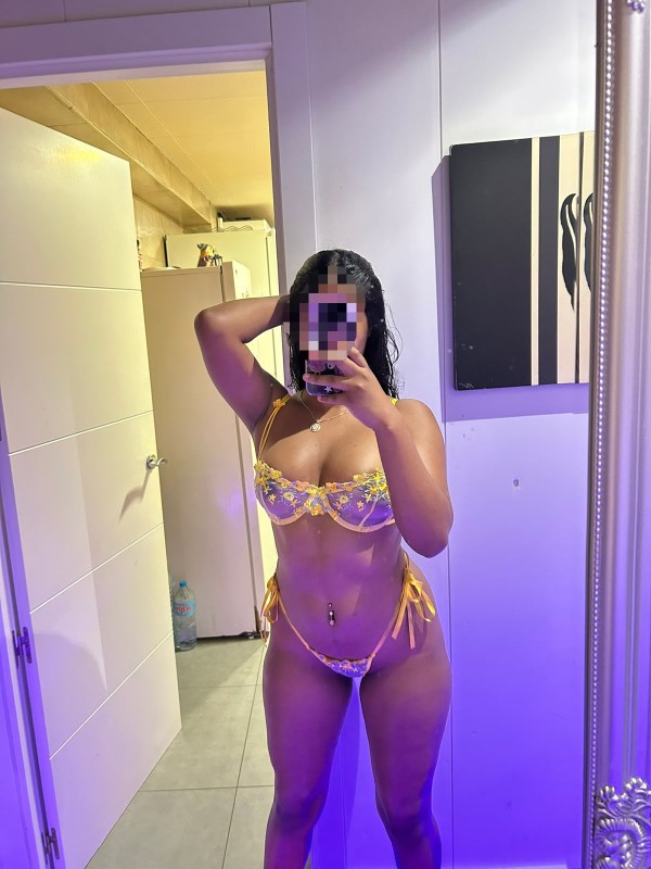 MULTIORGASMICA MUY CALIENTE CON GANAS DE ENFIESTARME CONTIGO