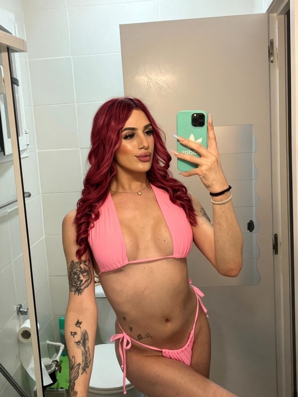 SENSUAL CHICA TRANS FIESTERA PRIMERA VEZ EN MARBELLA