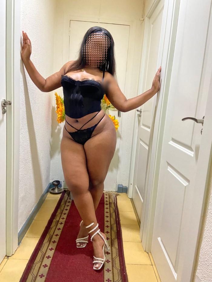 ARDIENTE SENSUAL APASIONADA DESEOSA DE SEXO