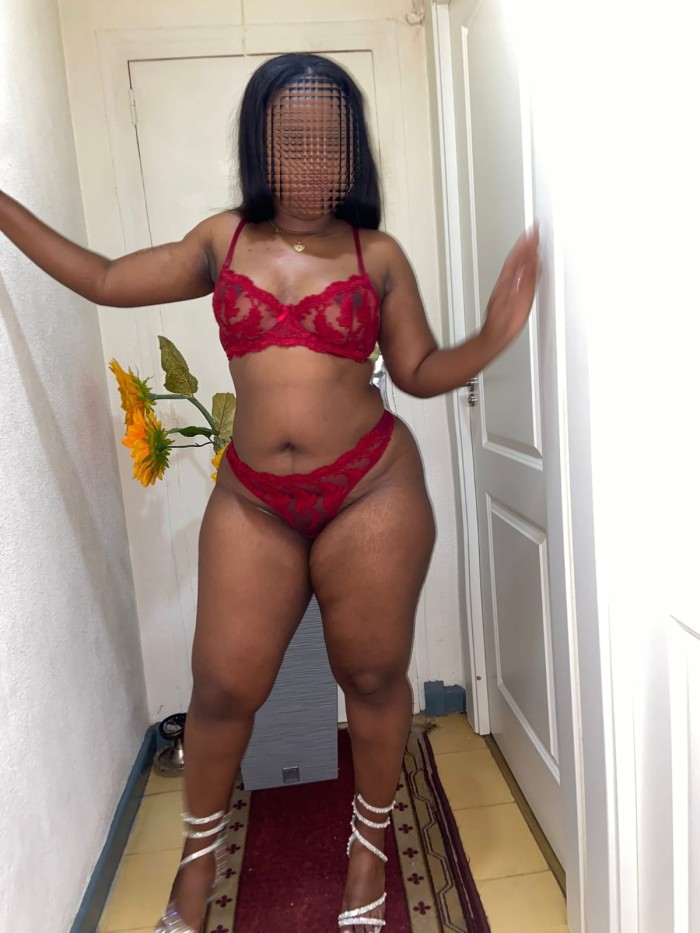ARDIENTE SENSUAL APASIONADA DESEOSA DE SEXO