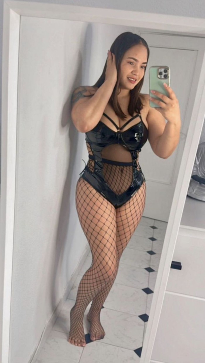 Latina caliente