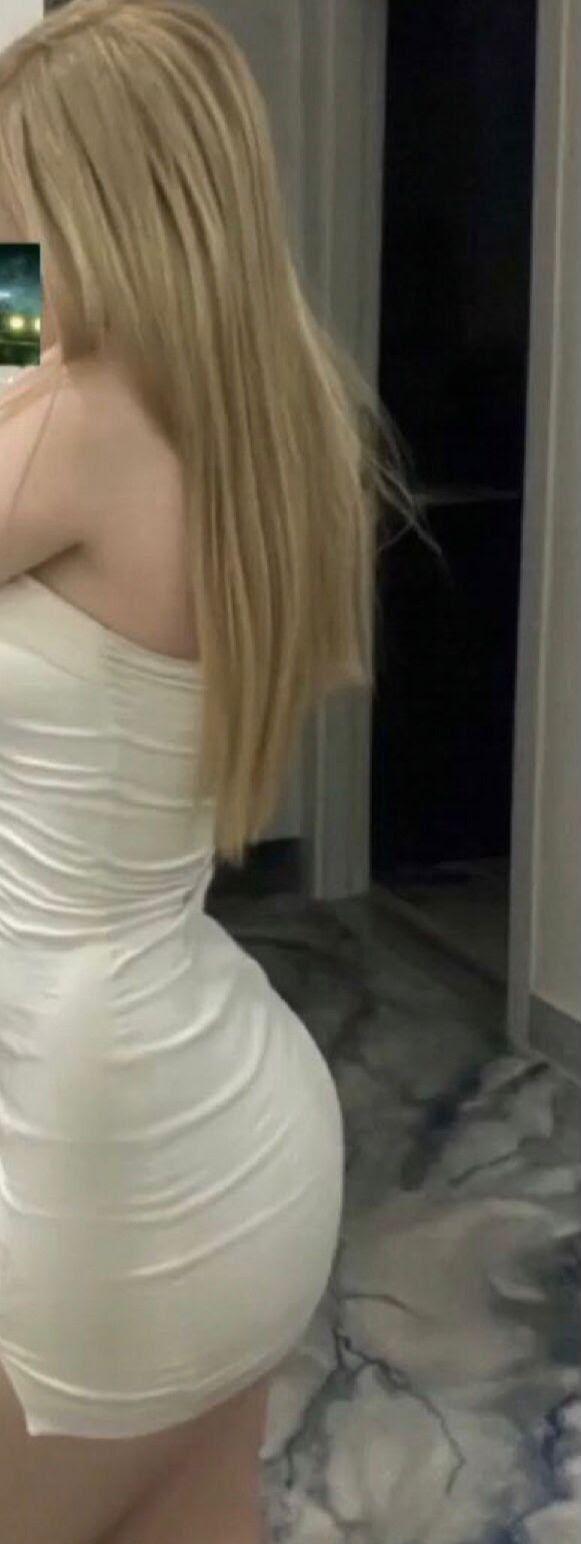 SENSUAL MASAJISTA COMPLACIENTE DESEOSA DE SEXO
