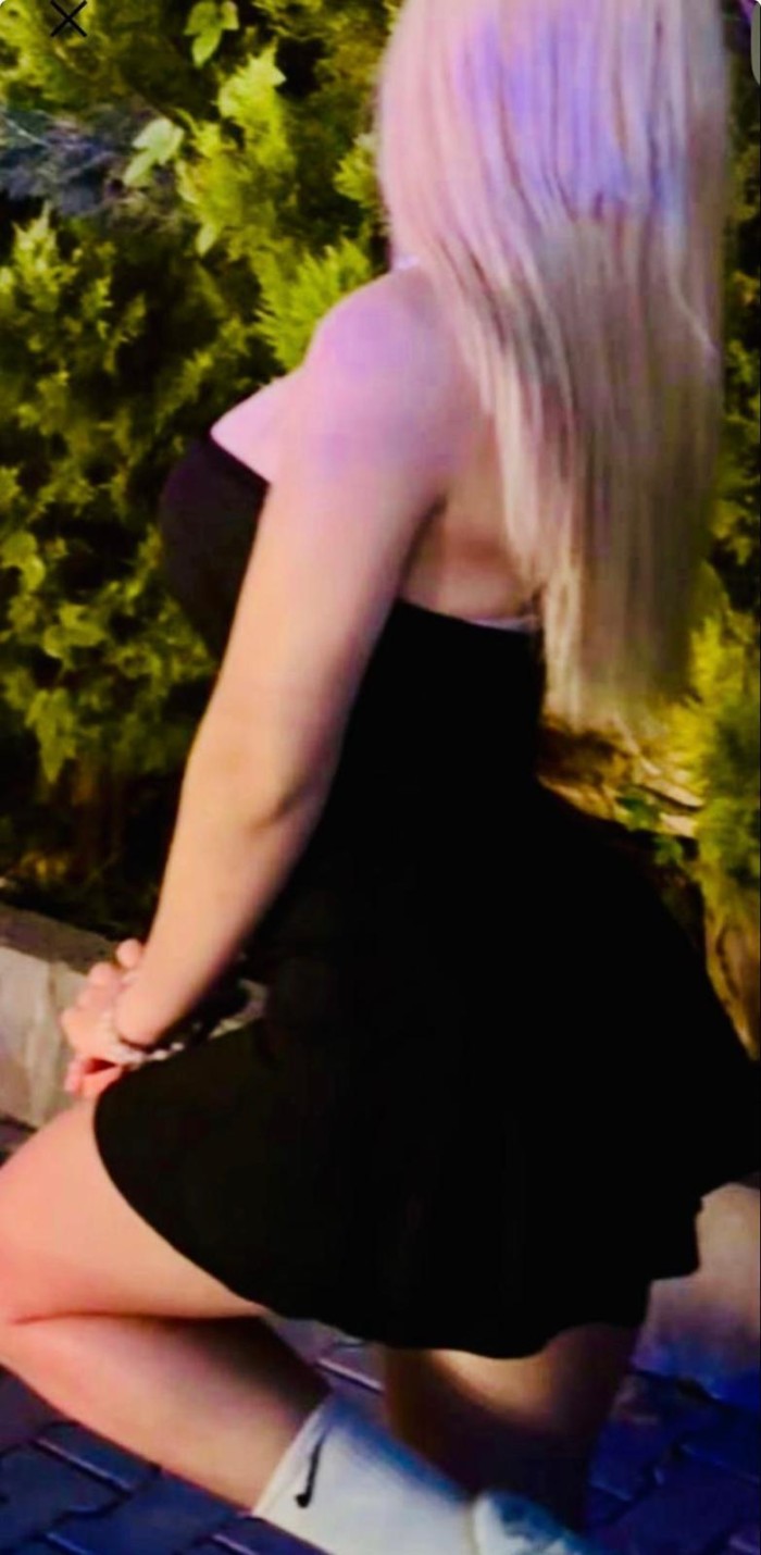 SENSUAL MASAJISTA COMPLACIENTE DESEOSA DE SEXO