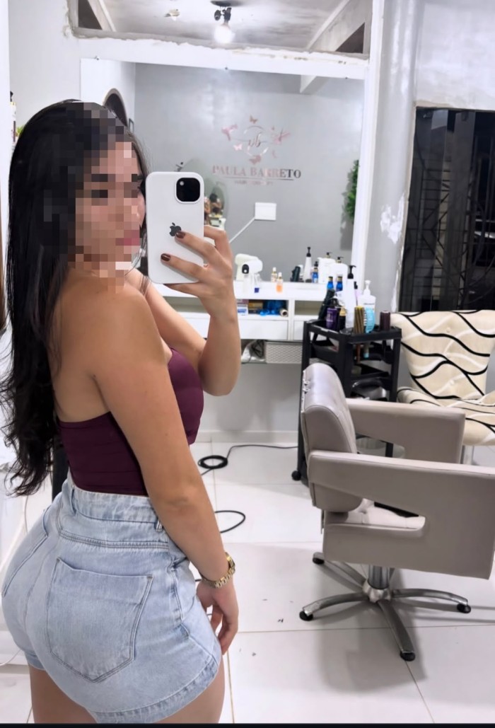 FIESTERA LATINA MUY CACHONDA NOVEDAD EN MILLADOIRO