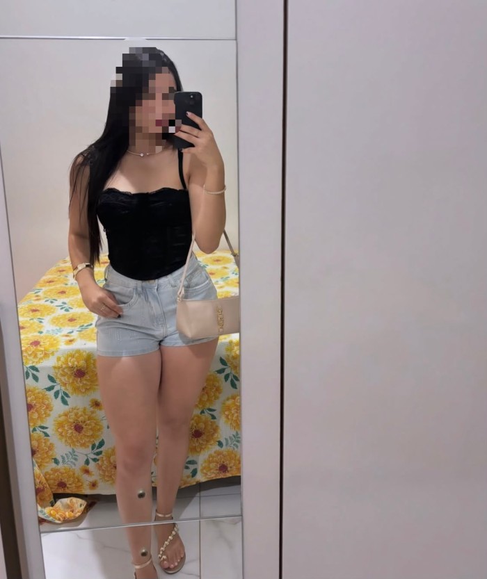 FIESTERA LATINA MUY CACHONDA NOVEDAD EN MILLADOIRO