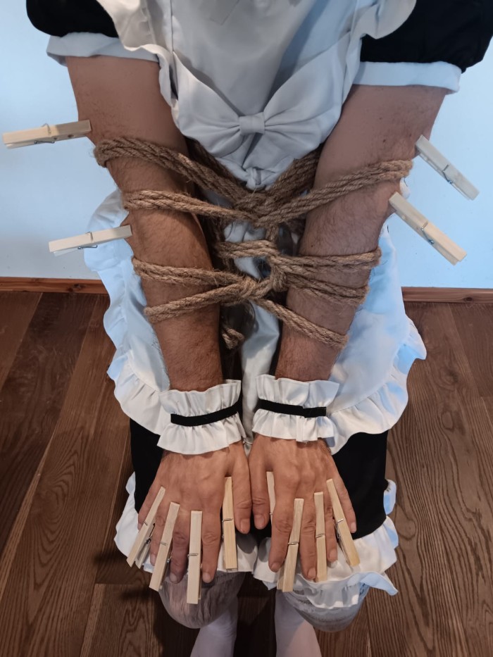 Spank, shibari, velas y humillaciones varias