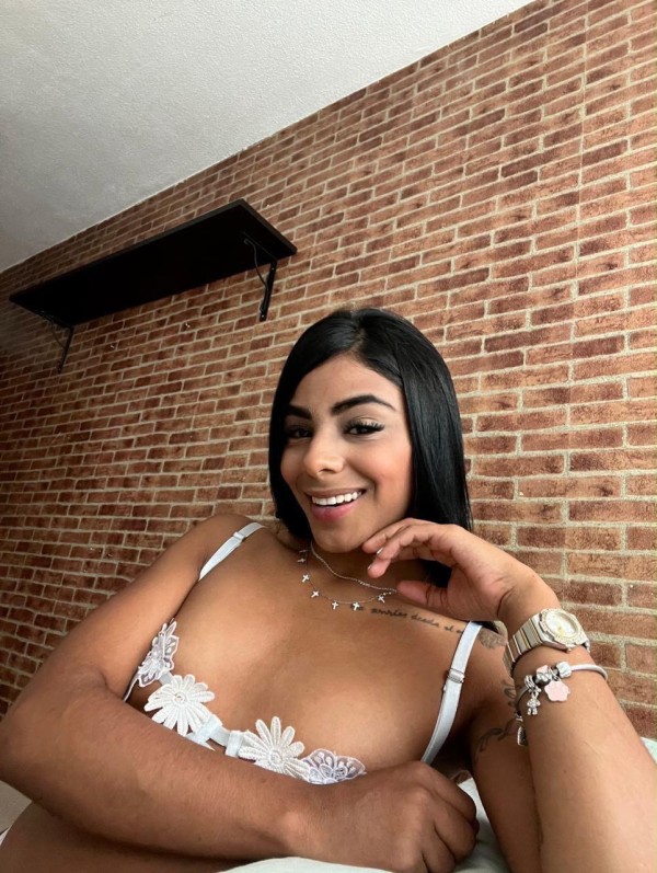 Megan colombiana –Ardiente – atrevida y muy juguetona en Rojales