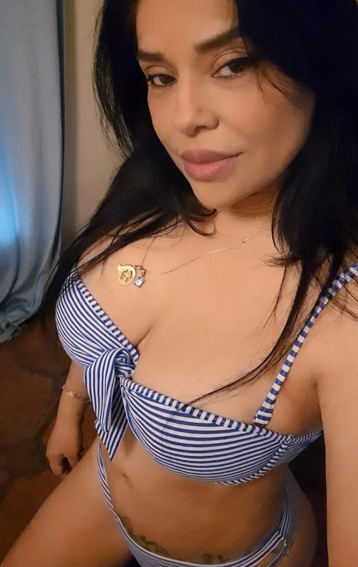 MADURITA FOGOSA SENSUAL COMPLACIENTE PARA TI