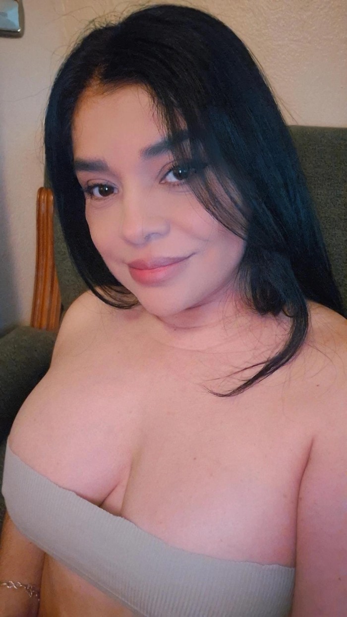 MADURITA FOGOSA SENSUAL COMPLACIENTE PARA TI