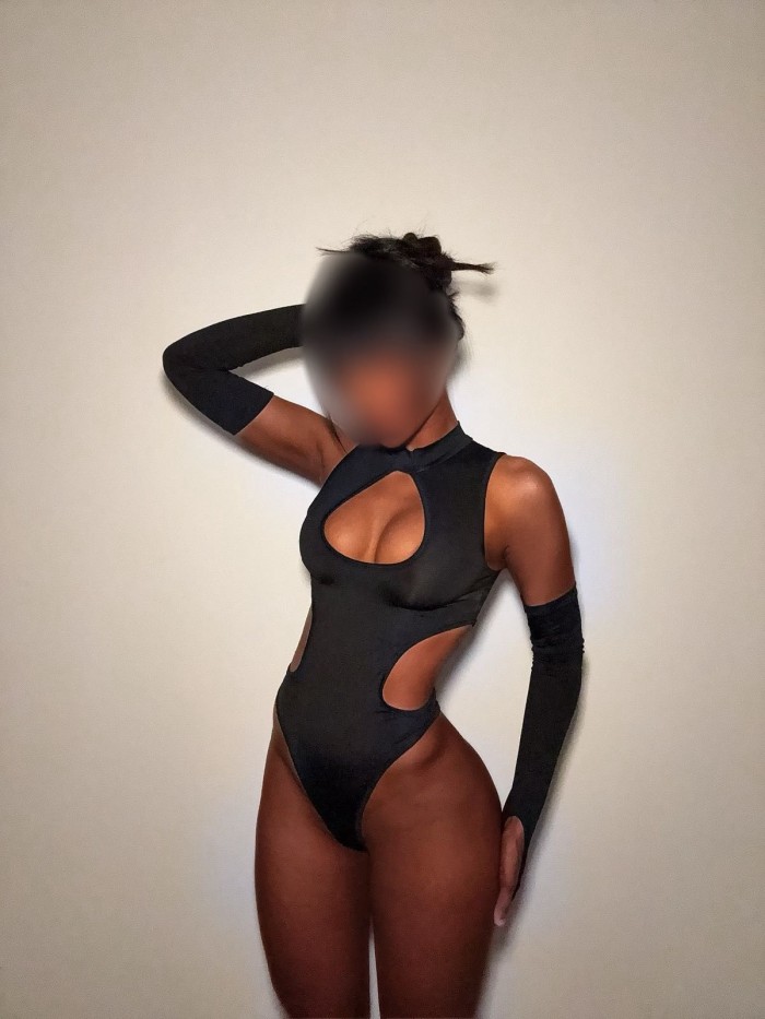 MORENA EXOTICA ATRACTIVA Y MUY ATREVIDA NOVEDAD SOLO SALIDAS EN MURCIA