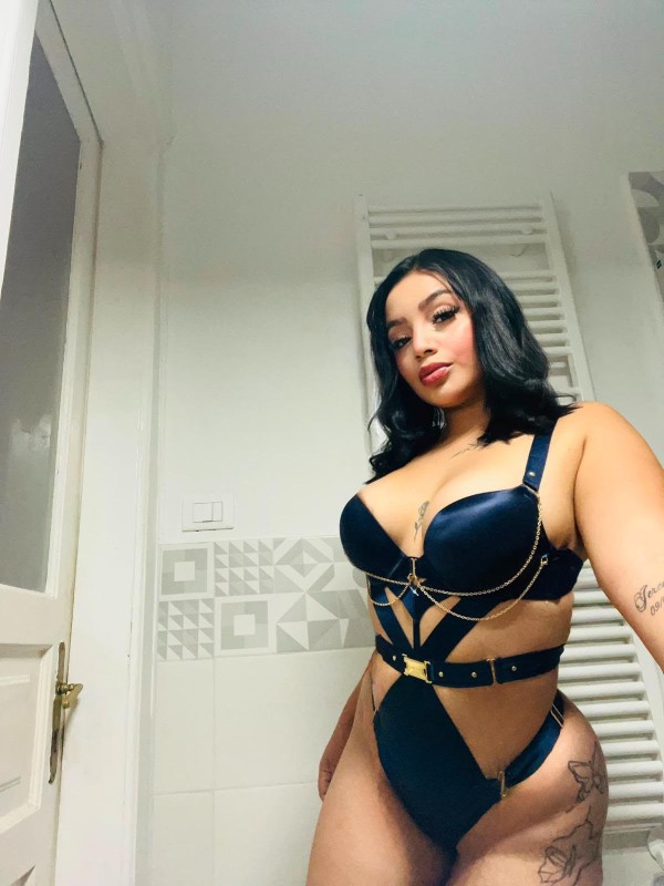 ANDREA JOVEN VENEZOLANA NOVEDAD MUY COMPLETA-614410566