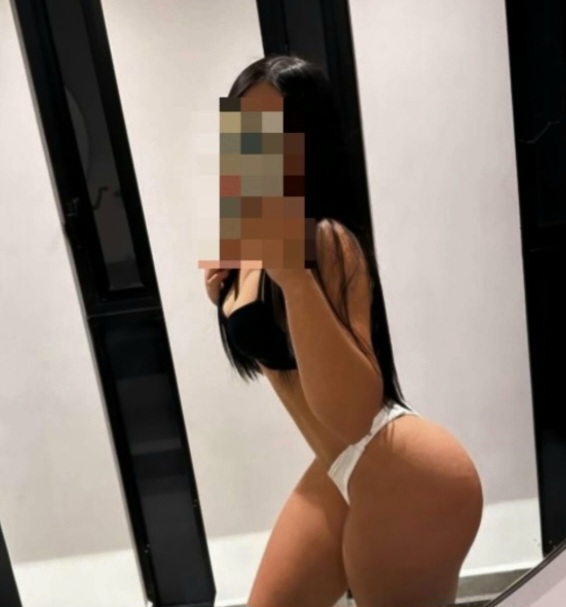 Laura nueva recién regada en tu cuidad