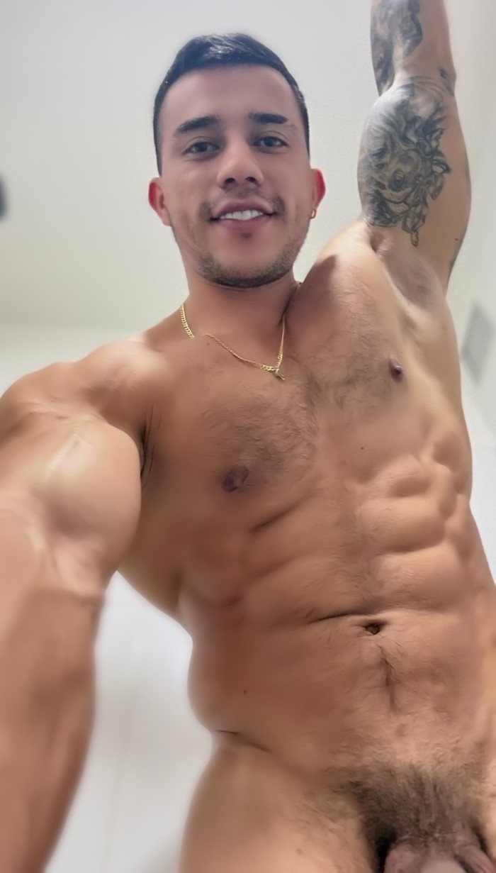 NOVEDAD, pollón, cuerpo de GYM. TE EMPOTRO!!