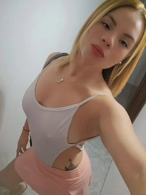 HERMOSA RUBIA COLOMBIANA, GOLOSA