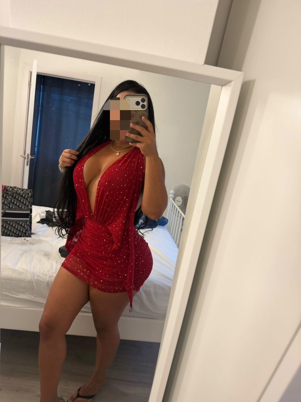 VALERY • NOVEDAD EN LA LAGUNA • LA HERMOSA MORENA CURVY