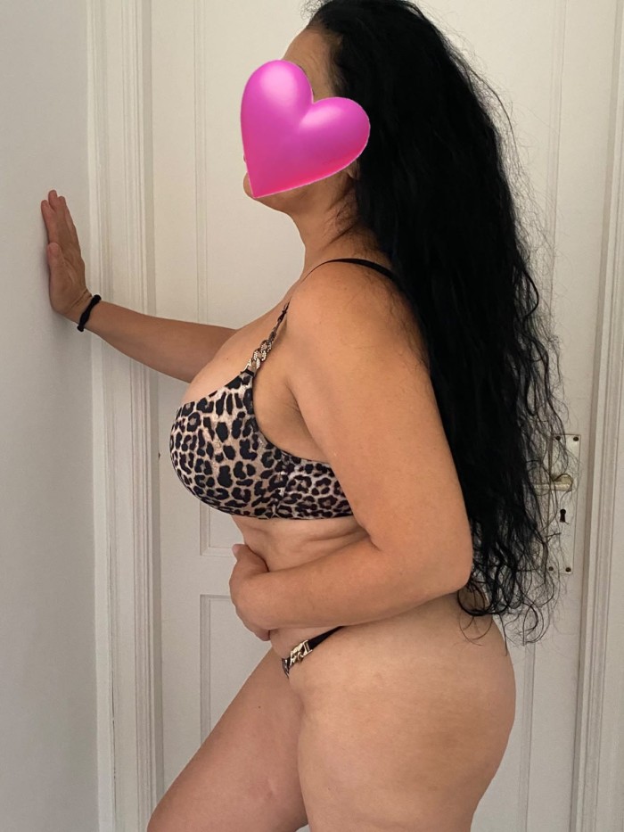 LYNA, SOY LA MUJER HECHA ENCANTO. NOVEDAD