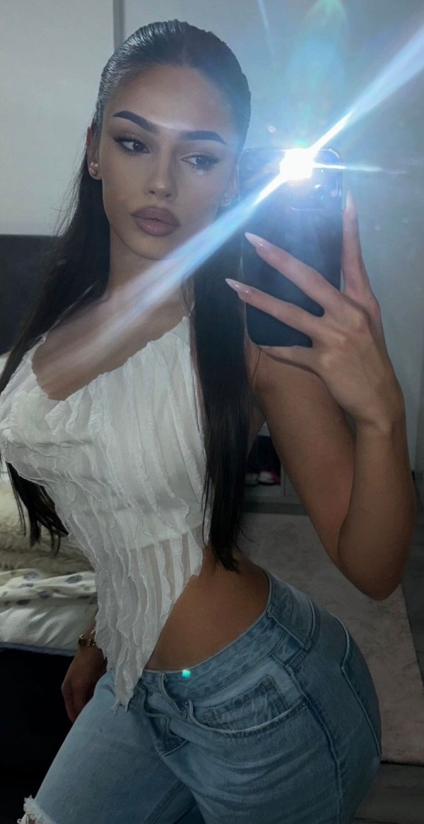 CHINA QUIERO QUE ME FOLLES DE FORMA UNICA