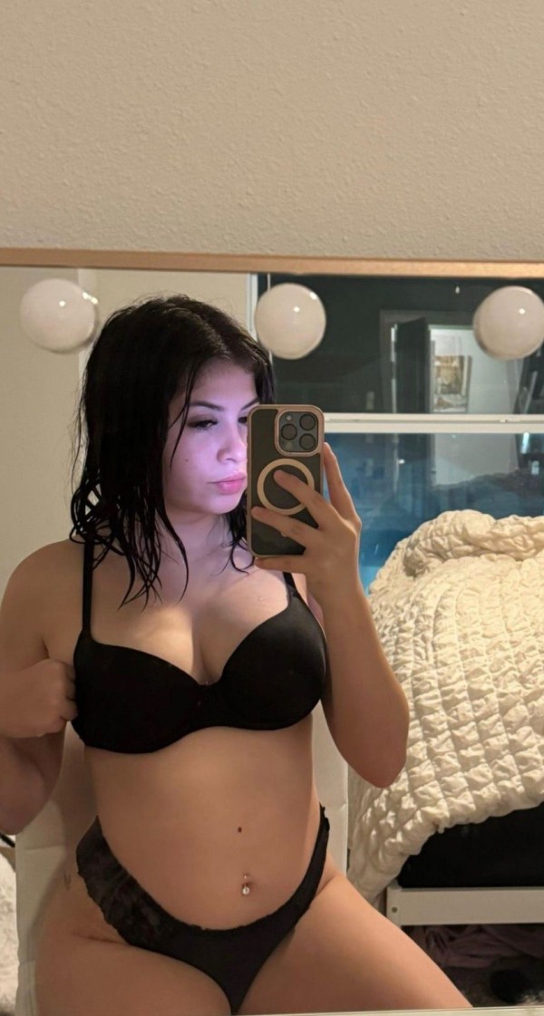 Tetas Naturales y grandes