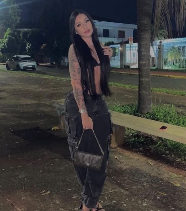 NOVEDAD ,latina fiestera y sexy