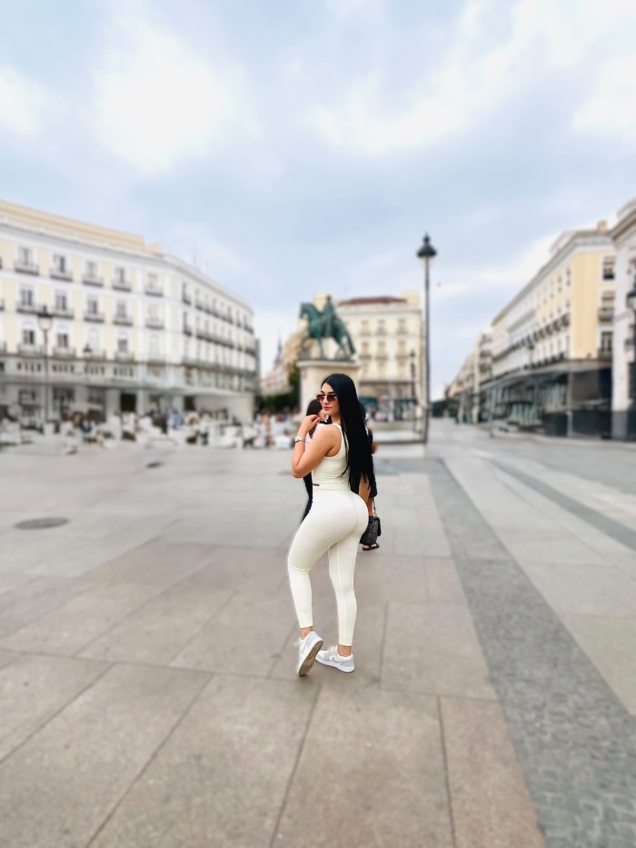 CANDY ATREVIDA EN USERA MADRID DISPUESTA A TODO