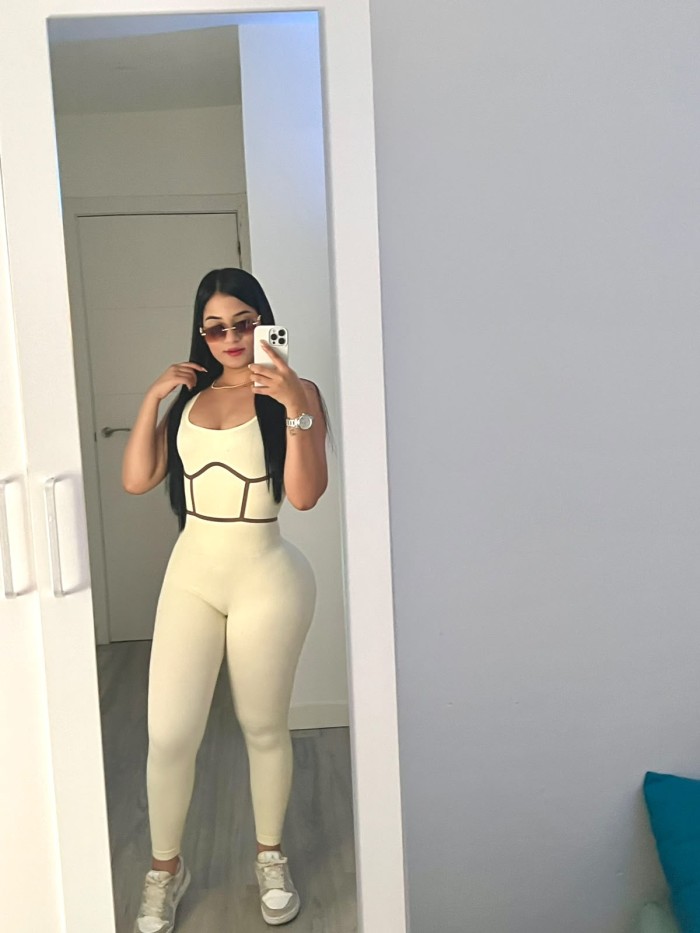 CANDY ATREVIDA  EN USERA MADRID DISPUESTA A TODO