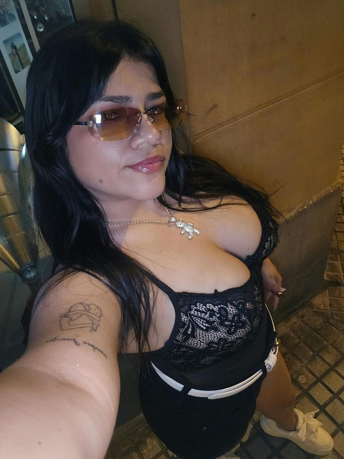 VICTORIA, APASIONADA, MORBOSA Y FIESTERA