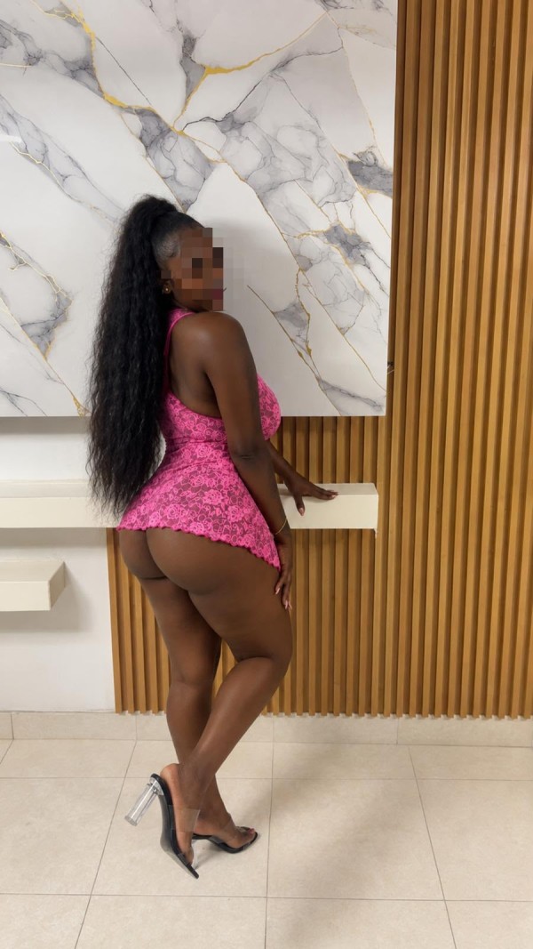 Estupenda COLOMBIANA toda una lujuria y diosa para ti
