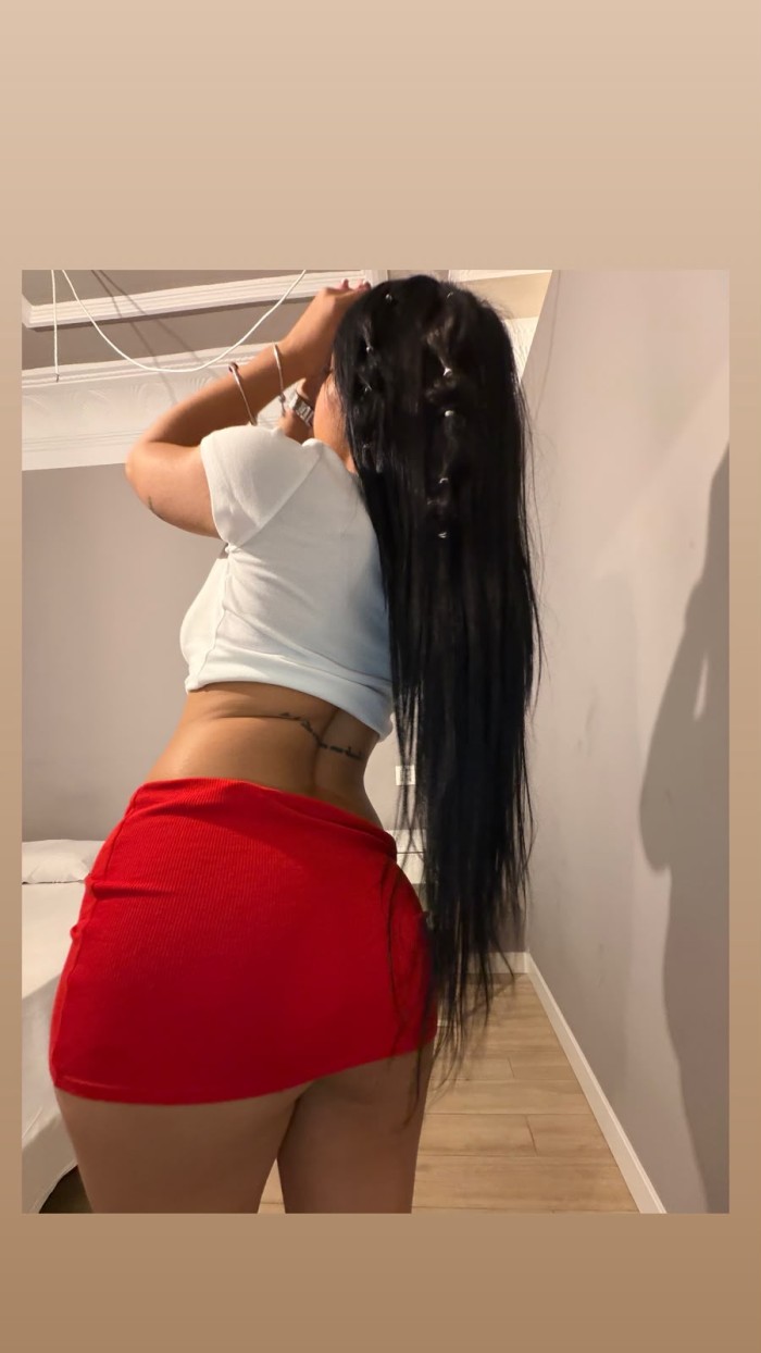 MUJER EXQUISITA COMPLACIENTE A TUS CAPRICHOS