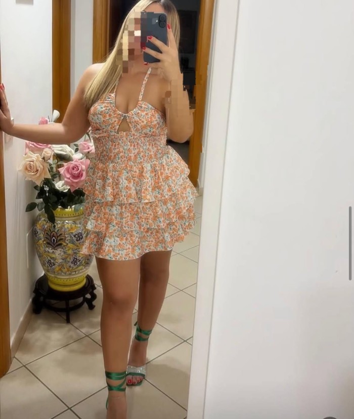 BOMBA DE SEXO FIESTERA COMPLACIENTE A TOPE
