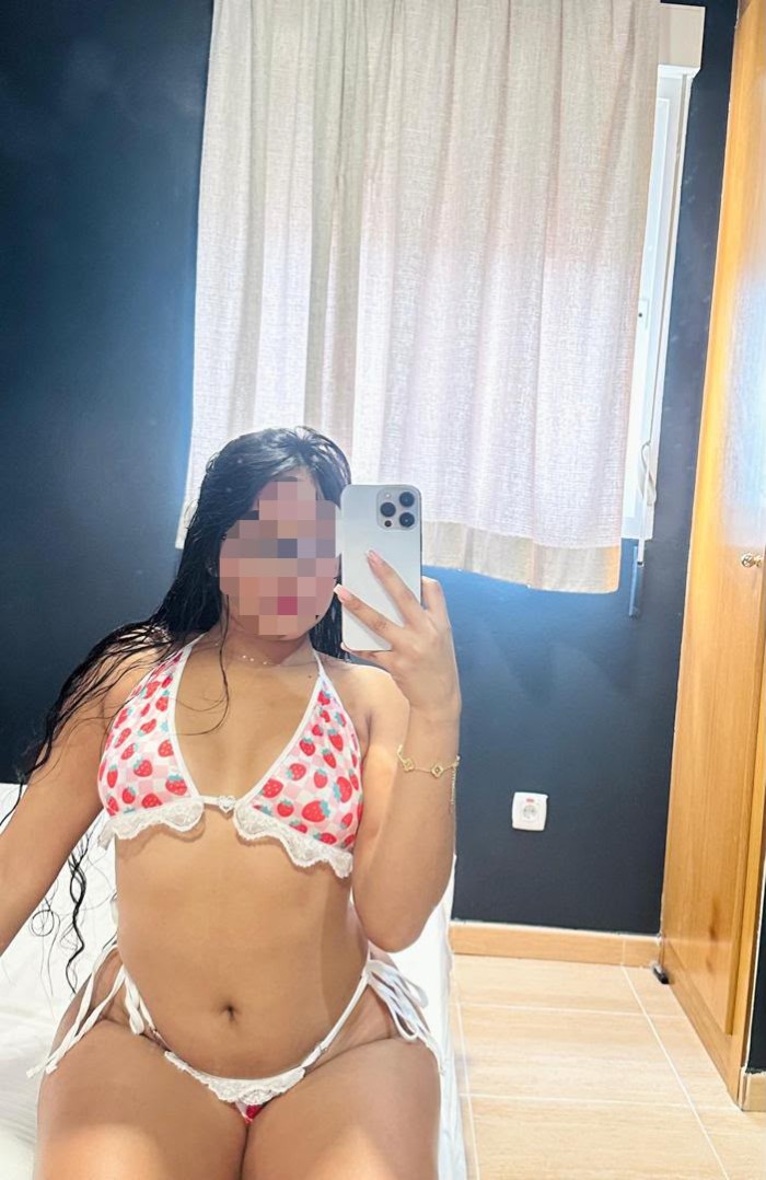 JOVENCITA MUY IMPLICADA Y FIESTERA