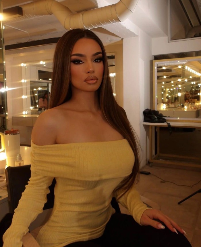 Colombiana preciosa con ganas de marcha