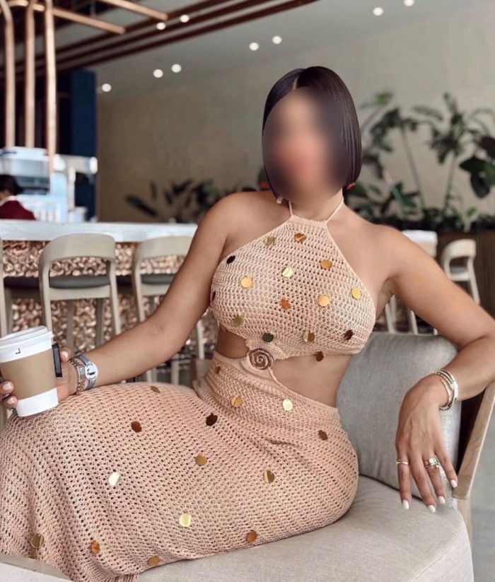 ELEGANCIA Y CALIDAD EN NUESTRO ENCUENTRO, ESPAÑOLA