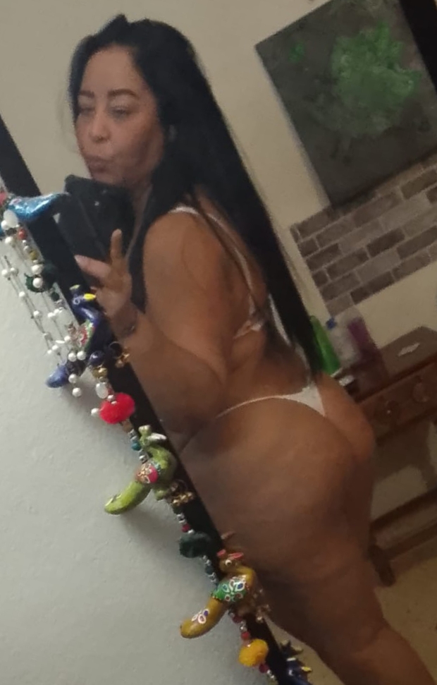 Gozaras como nunca con mi complaciente cuerpo…