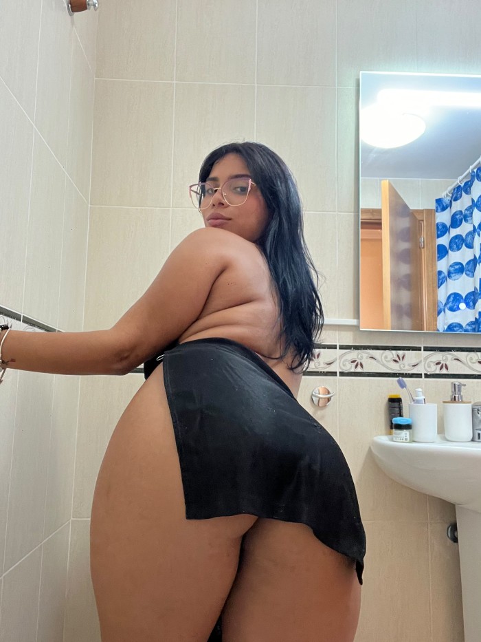 DISFRUTEMOS DE FIESTA Y SEXO INTENSO TODA LA NOCHE