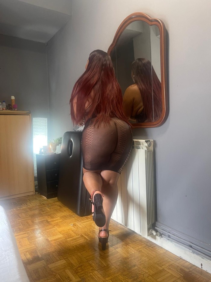 NOVEDAD JAZMIN! MORBOSA FIESTERA COMPLACIENTE JUGUETONA Y DISCRETA EN IRUN