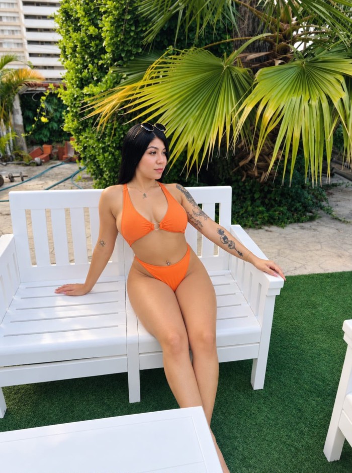 PAOLA PRINCESA DE SONRISA Y MIRADA QUE ENAMORA