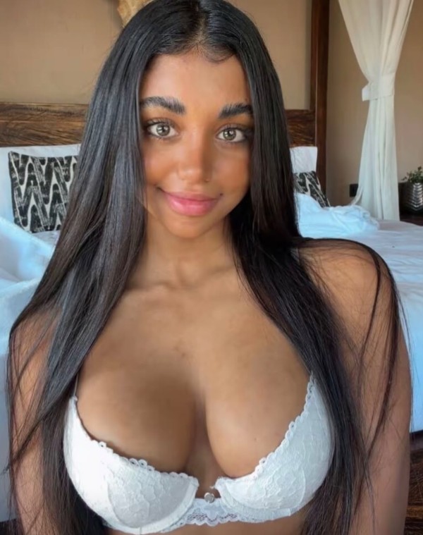 SENSUAL CACHONDA ARDIENTE DESEOSA DE SEXO