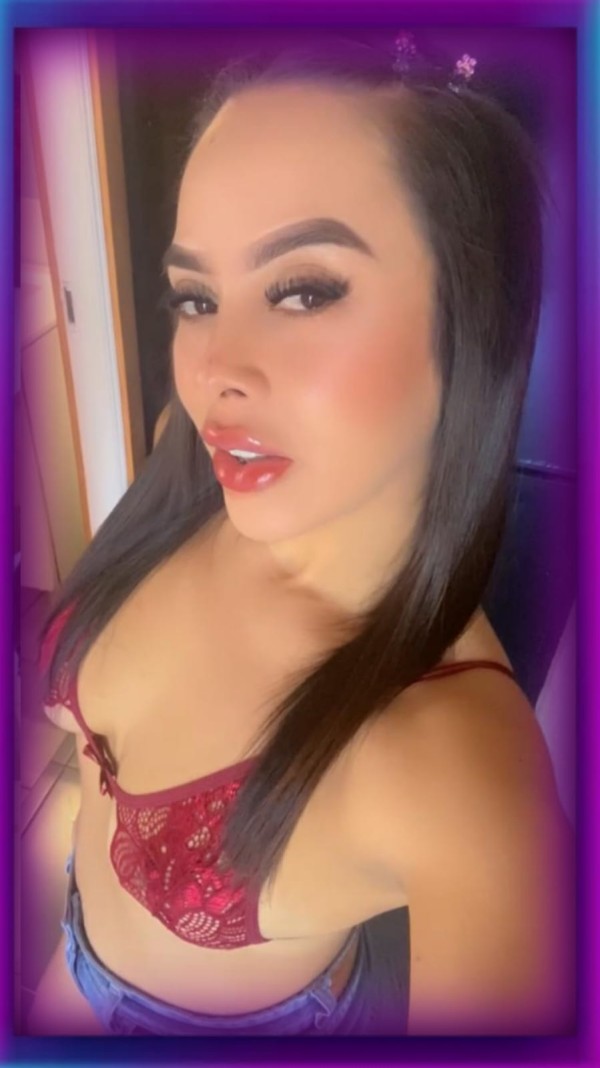 FIESTERA DELICIOSA LUJURIOSA IMPLICADA CACHONDA COMPLACIENTE